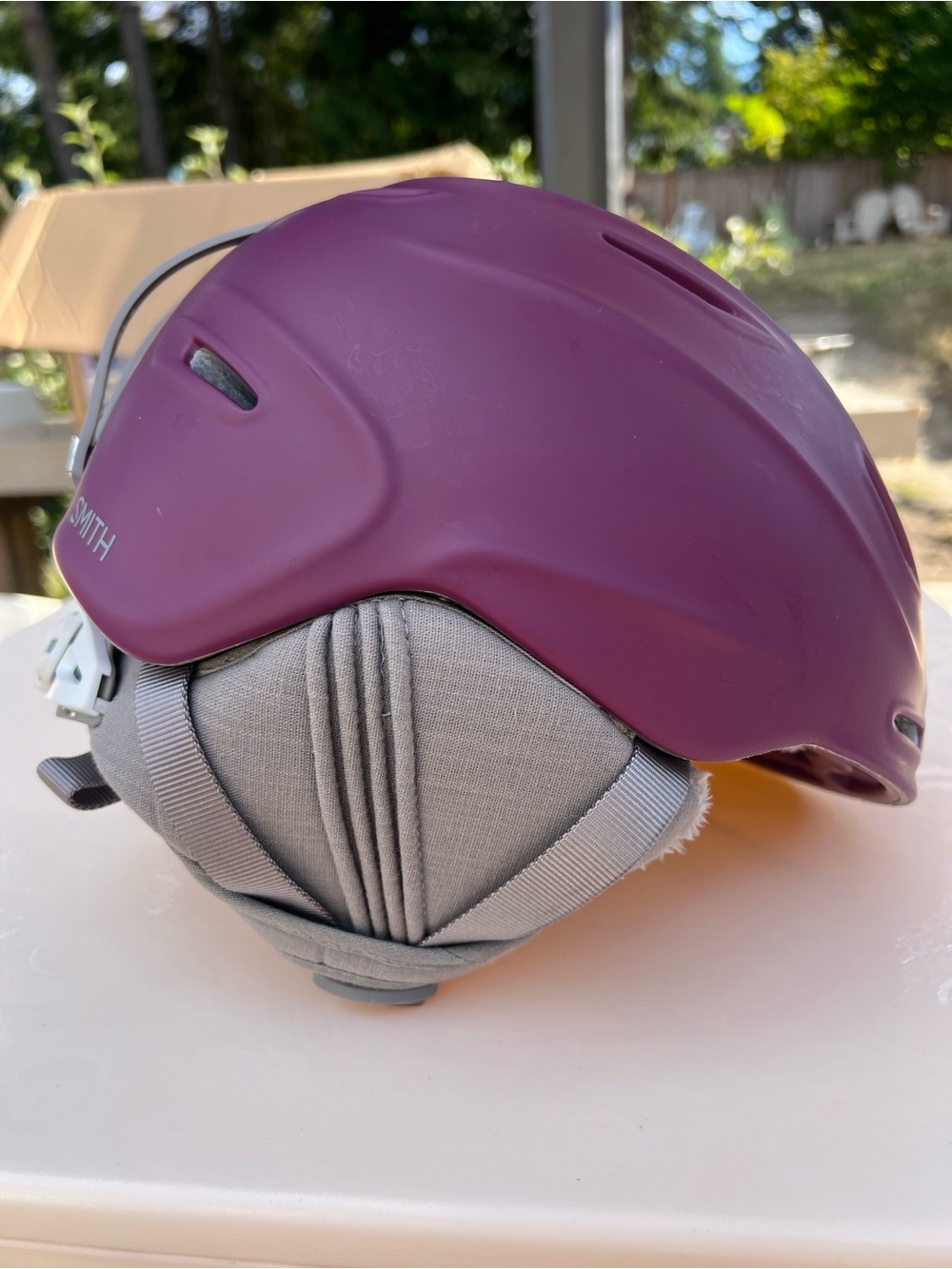 SMITH Women’s Helmet in Matte Grape with Gray Ear Pads, Small 51-55cm